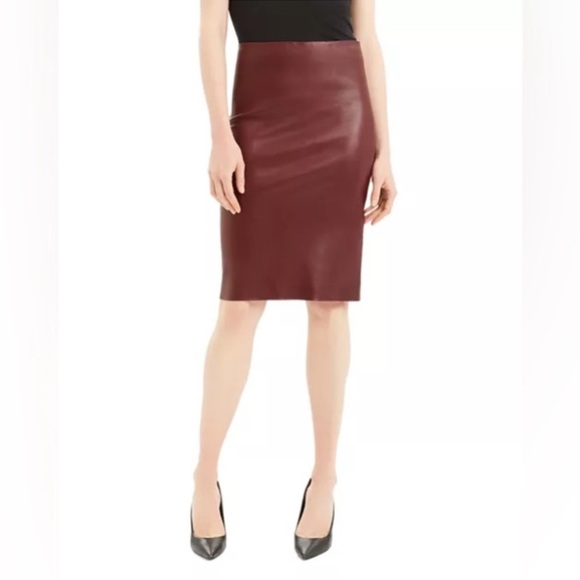 NWOT Theory Vegan Leather Stretch Pencil Skirt Burgundy size 2 - Picture 2 of 10